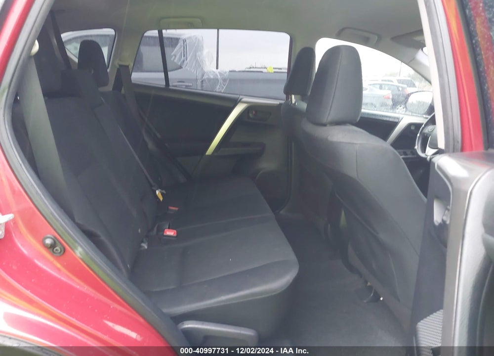 2015 TOYOTA RAV4 LE VIN: JTMZFREV1FJ052139