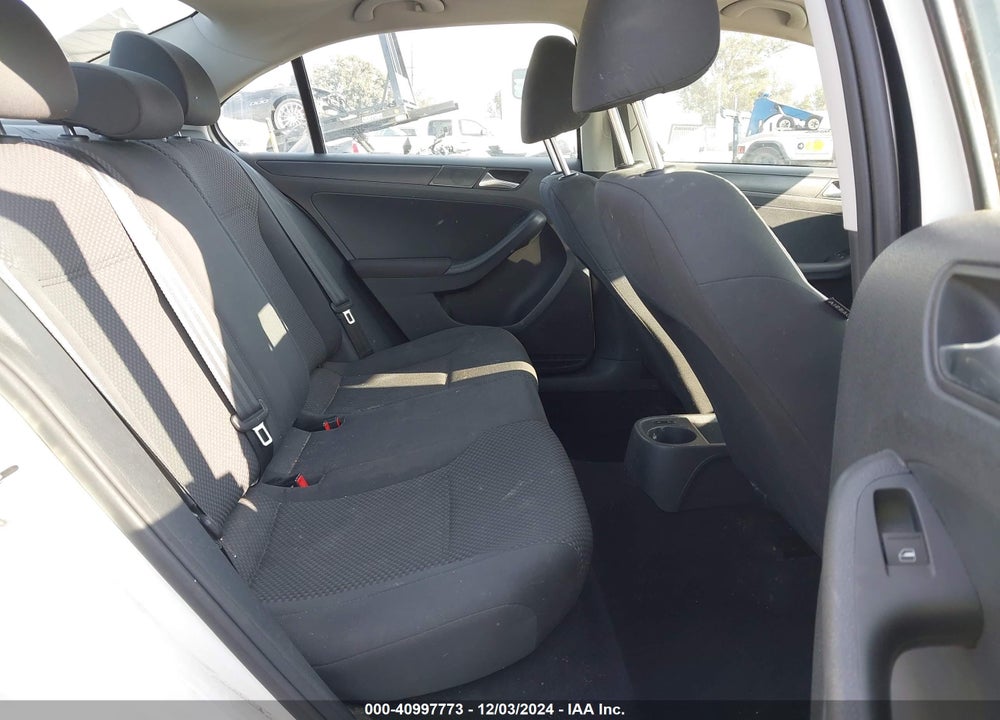2012 VOLKSWAGEN JETTA 2.0L S VIN: 3VW2K7AJ5CM354209