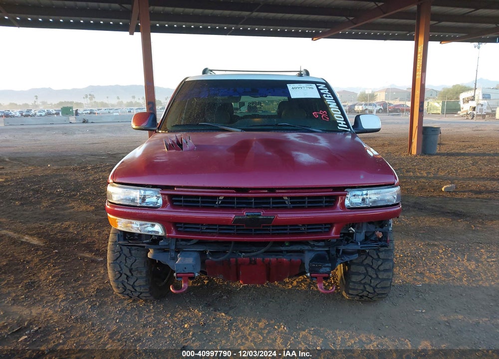 2002 CHEVROLET TAHOE Z71 VIN: 1GNEK13T42R308306