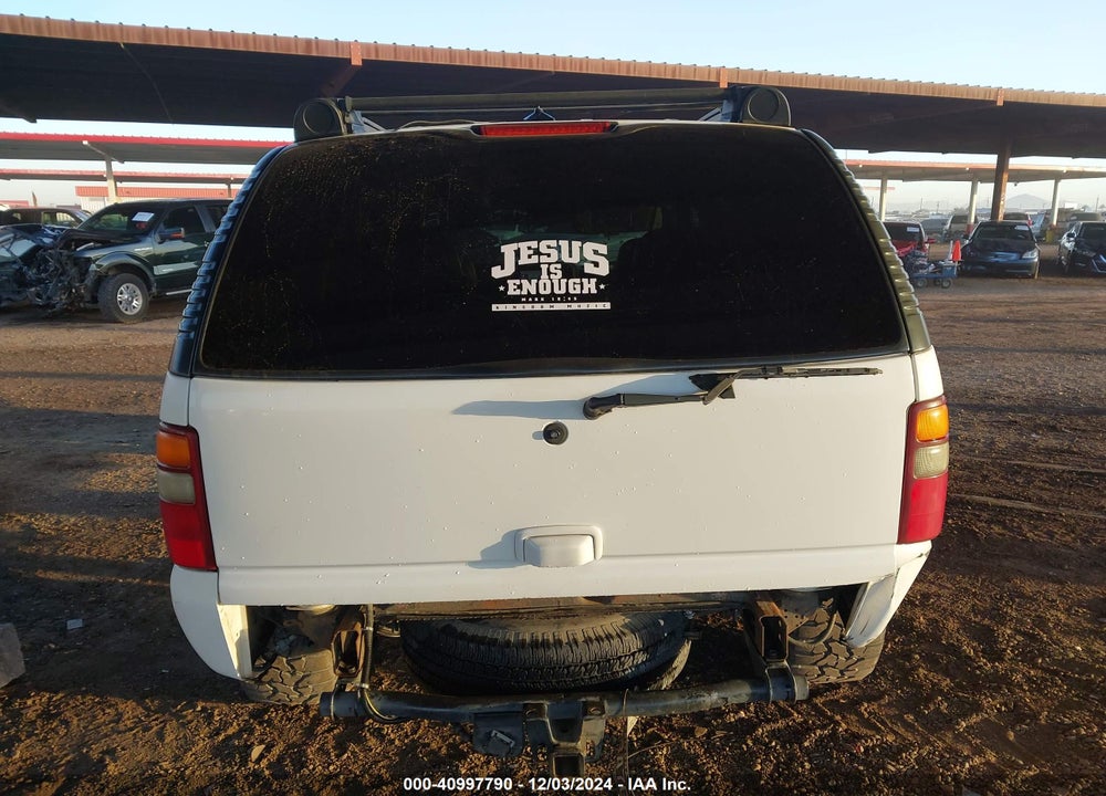 2002 CHEVROLET TAHOE Z71 VIN: 1GNEK13T42R308306