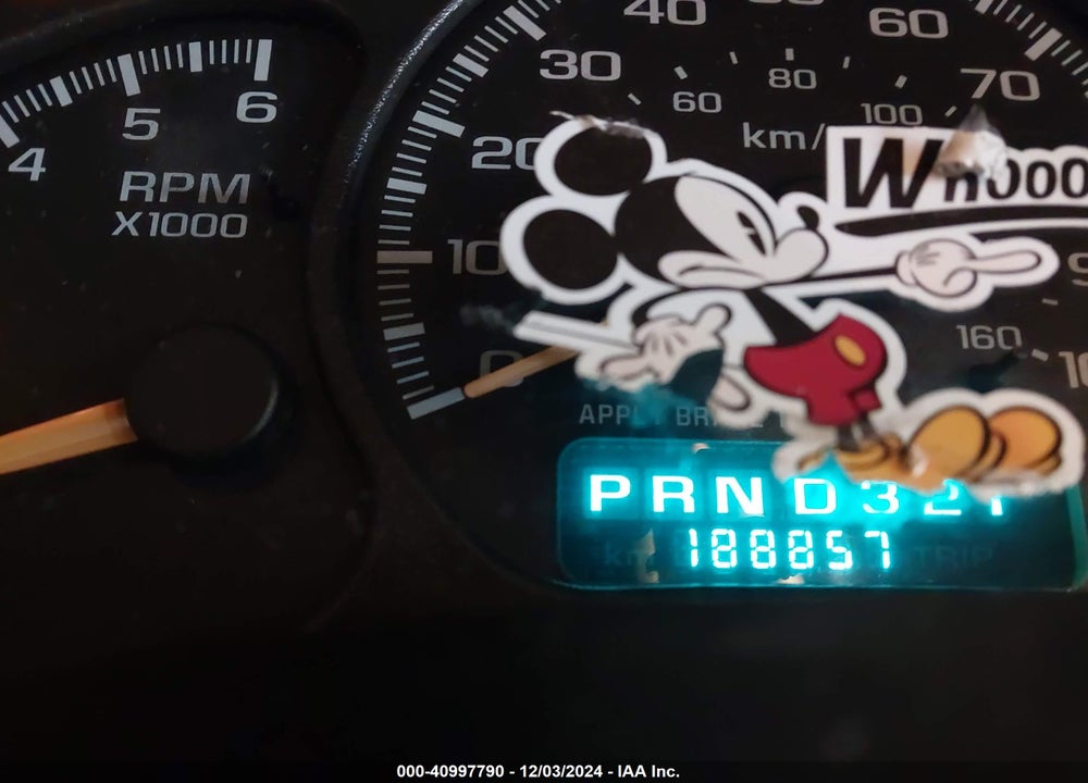 2002 CHEVROLET TAHOE Z71 VIN: 1GNEK13T42R308306