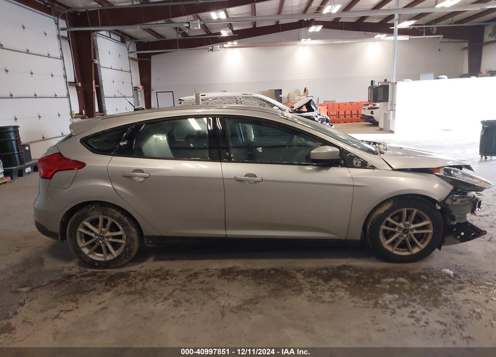 2018 FORD FOCUS SE VIN: 1FADP3K25JL235450