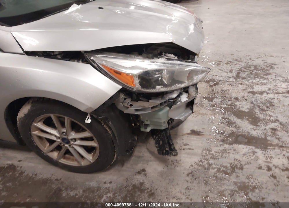 2018 FORD FOCUS SE VIN: 1FADP3K25JL235450