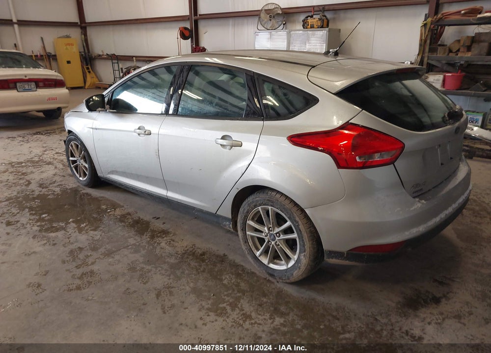 2018 FORD FOCUS SE VIN: 1FADP3K25JL235450