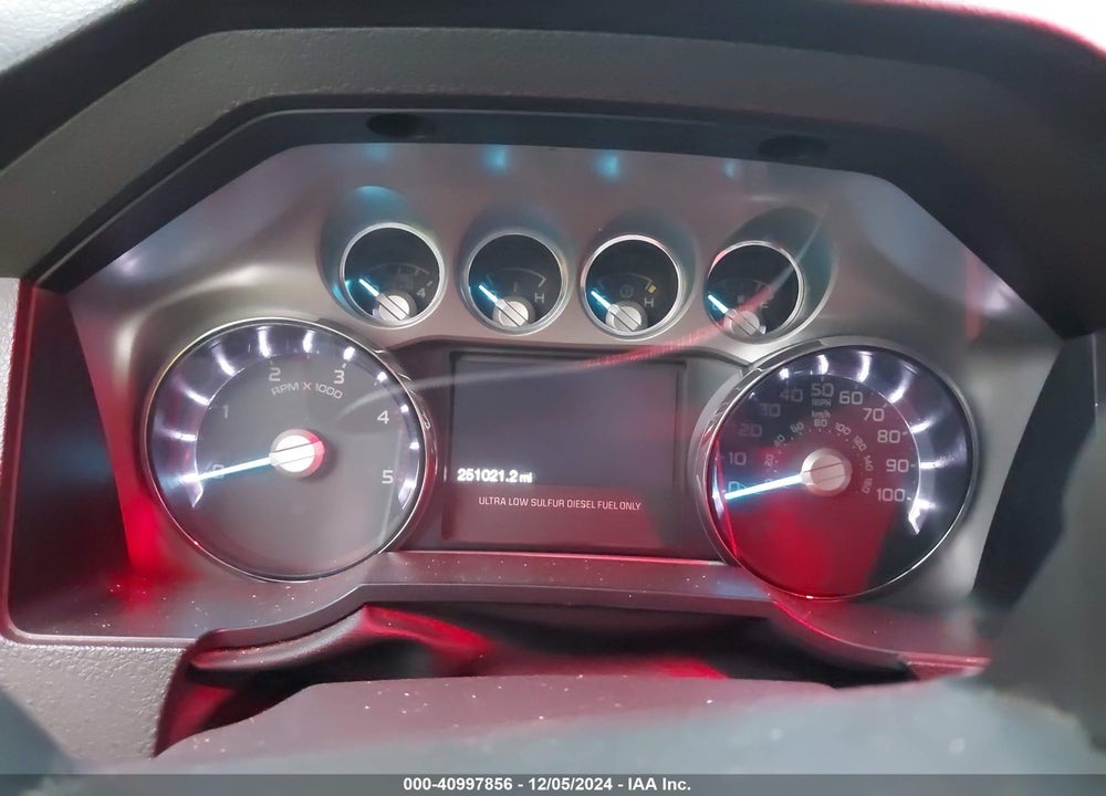 2014 FORD F-250 LARIAT VIN: 1FT7W2BT1EEA47208