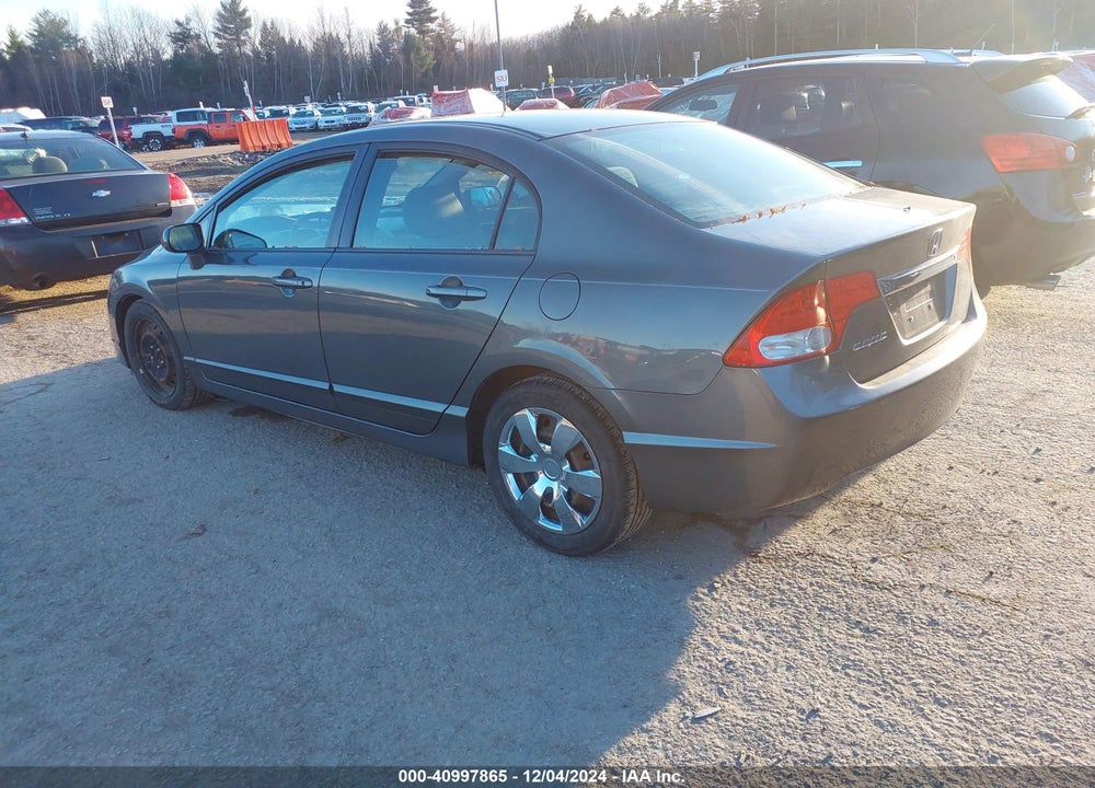 2011 HONDA CIVIC LX VIN: 2HGFA1F52BH306150