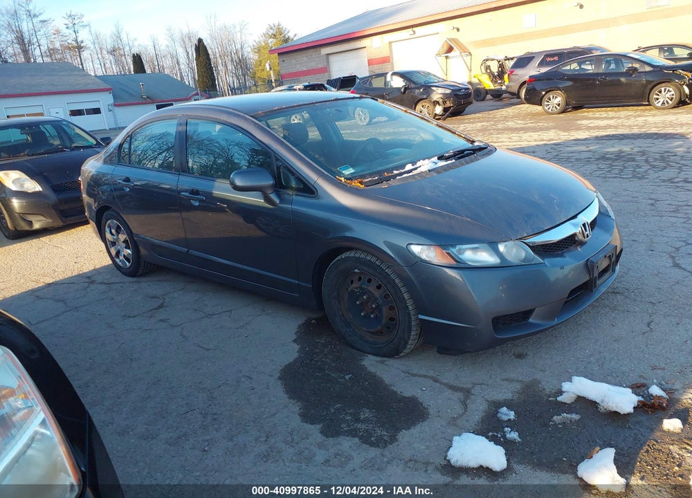 2011 HONDA CIVIC LX VIN: 2HGFA1F52BH306150