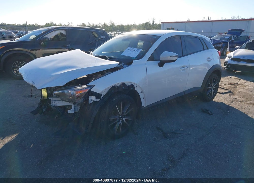 2018 MAZDA CX-3 TOURING VIN: JM1DKFC7XJ0308480
