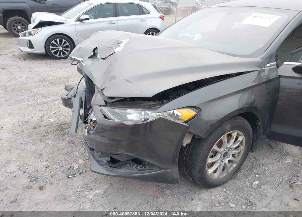 2017 FORD FUSION S VIN: 3FA6P0G72HR394367