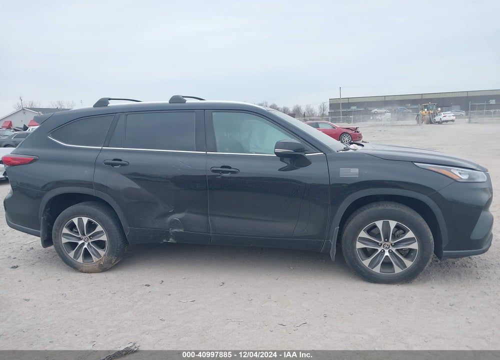 2020 TOYOTA HIGHLANDER XLE VIN: 5TDHZRBH7LS037600