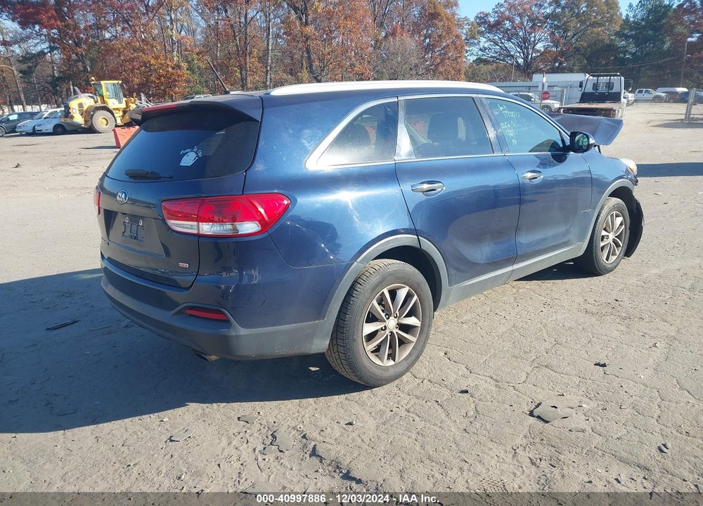 2017 KIA SORENTO 2.4L LX VIN: 5XYPG4A34HG256500