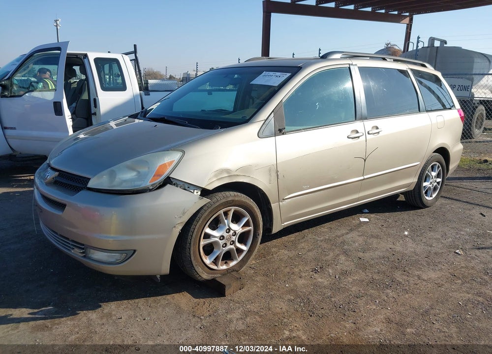 2004 TOYOTA SIENNA XLE VIN: 5TDZA22C34S147374