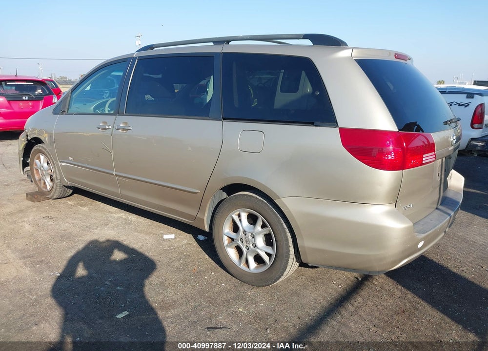 2004 TOYOTA SIENNA XLE VIN: 5TDZA22C34S147374