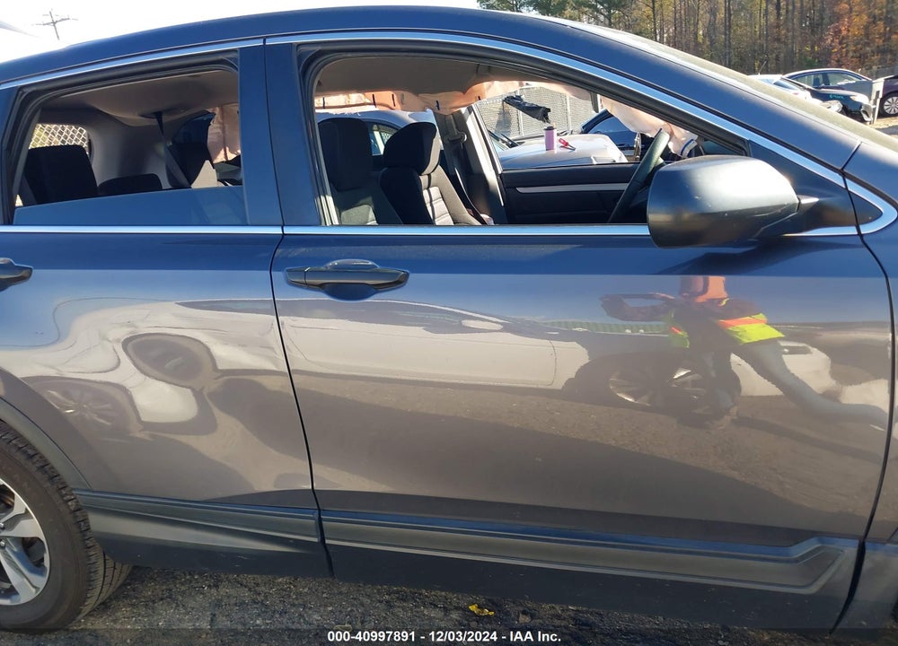 2018 HONDA CR-V LX VIN: 2HKRW5H38JH423947