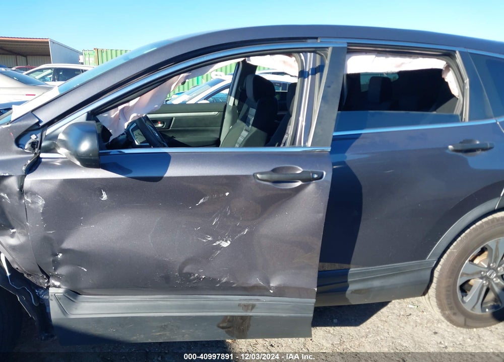 2018 HONDA CR-V LX VIN: 2HKRW5H38JH423947
