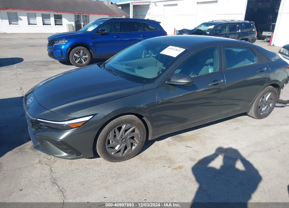 2024 HYUNDAI ELANTRA VIN: KMHLM4DG8RU799348