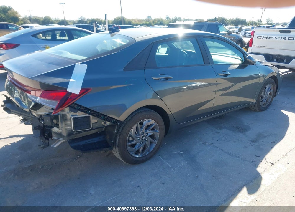 2024 HYUNDAI ELANTRA VIN: KMHLM4DG8RU799348