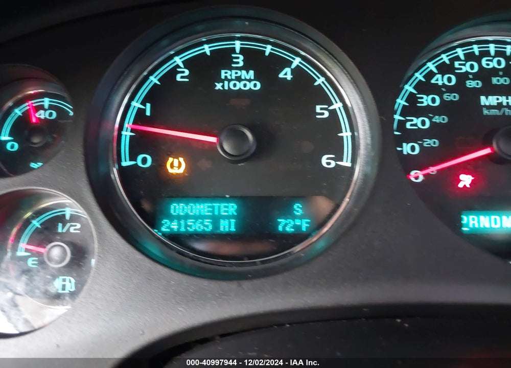 2012 CHEVROLET TAHOE LS VIN: 1GNSCAE02CR177414