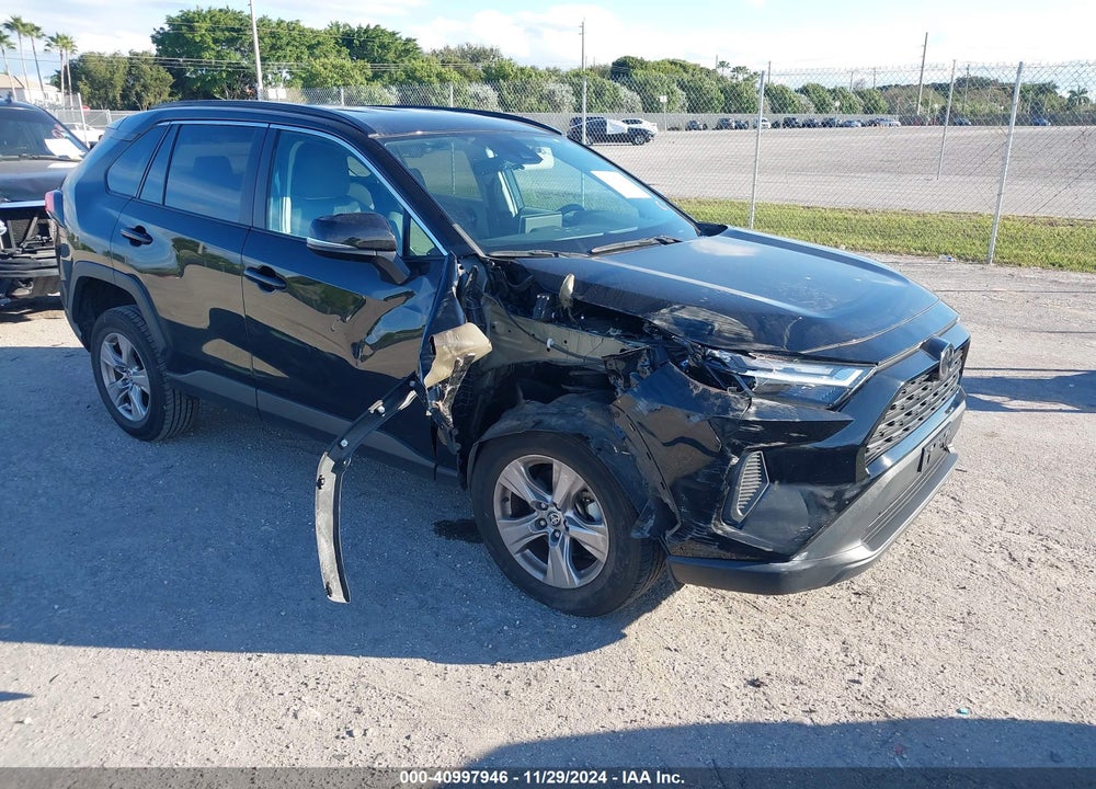 2022 TOYOTA RAV4 XLE VIN: 2T3P1RFV6NW271585