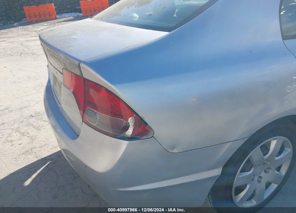 2006 HONDA CIVIC LX VIN: 1HGFA16556L133460