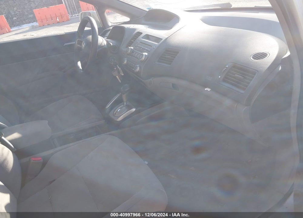 2006 HONDA CIVIC LX VIN: 1HGFA16556L133460