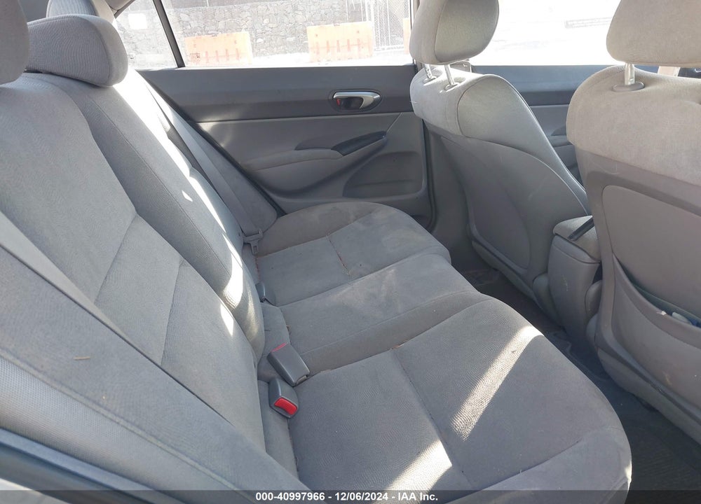 2006 HONDA CIVIC LX VIN: 1HGFA16556L133460