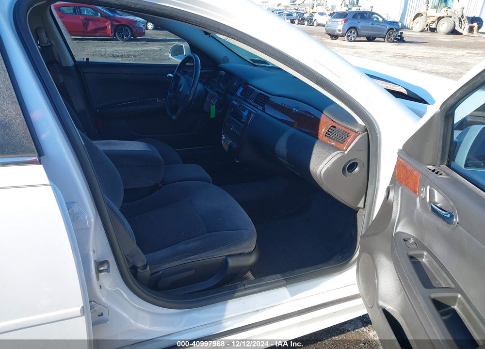 2010 CHEVROLET IMPALA LT VIN: 2G1WB5EN8A1225268