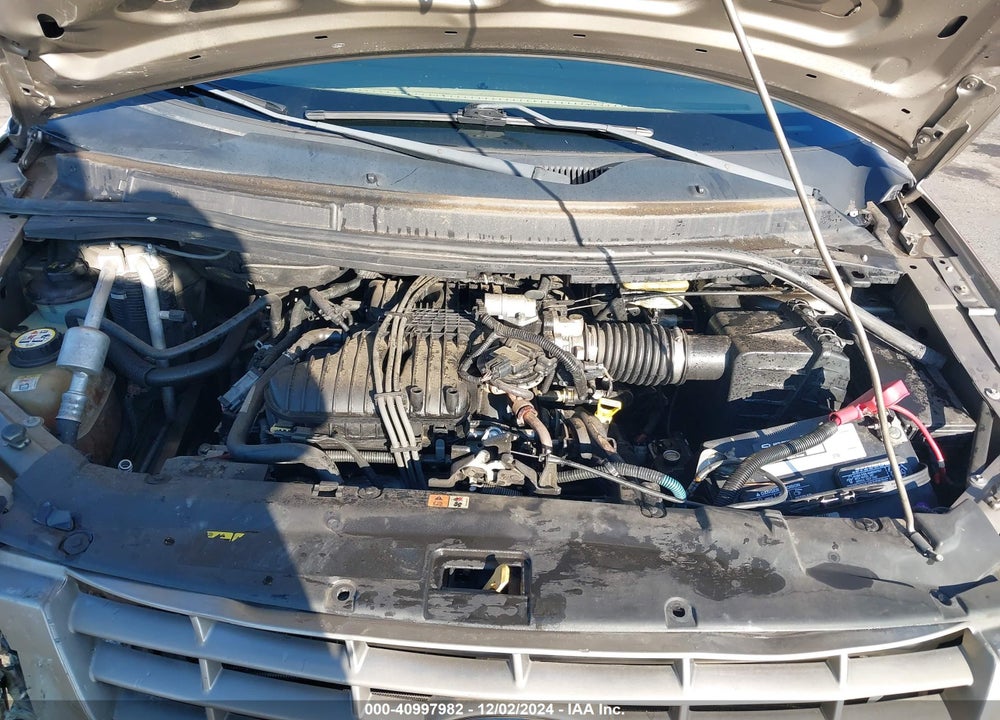 2004 FORD FREESTAR SE VIN: 2FMZA51634BB10058