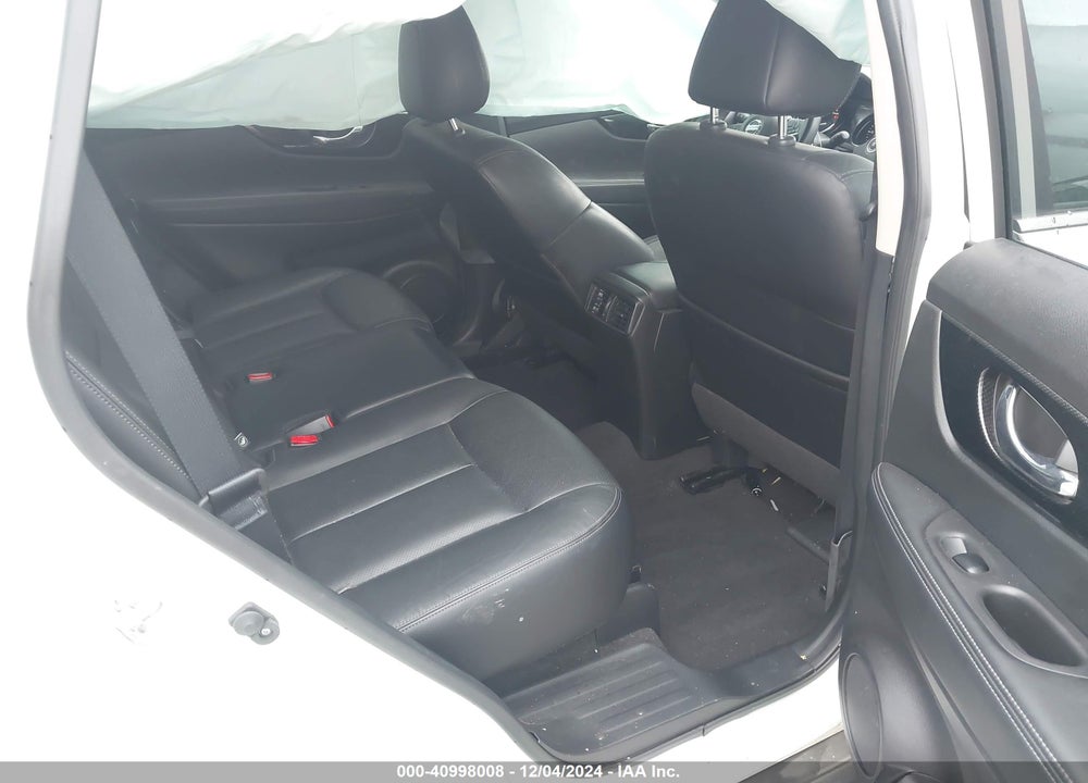 2017 NISSAN ROGUE SL VIN: JN8AT2MT2HW387840