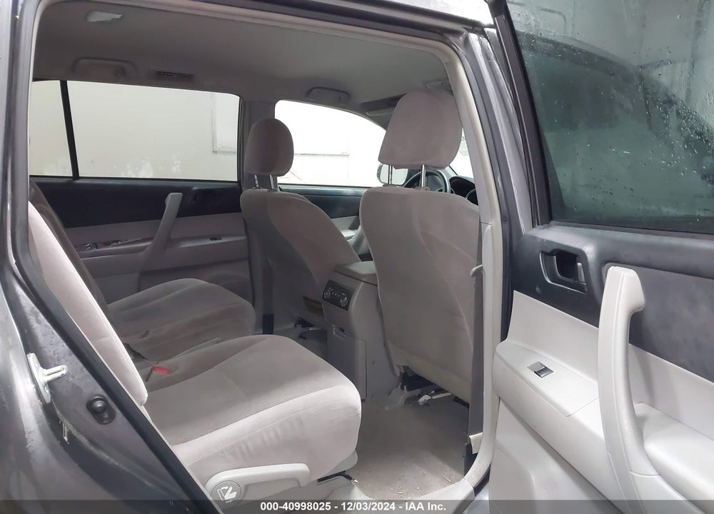 2008 TOYOTA HIGHLANDER VIN: JTEES41A382039384