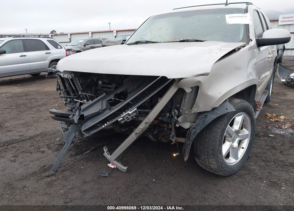 2007 CHEVROLET TAHOE LT VIN: 1GNFK13037J390979