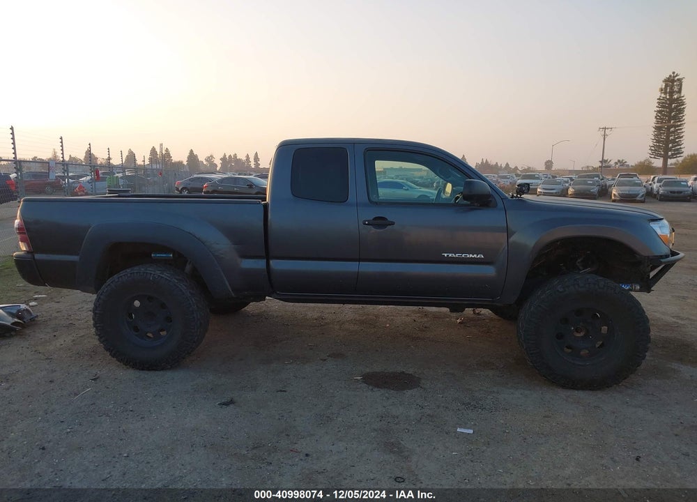 2009 TOYOTA TACOMA VIN: 5TEUX42N59Z608395