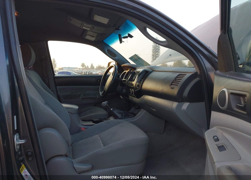 2009 TOYOTA TACOMA VIN: 5TEUX42N59Z608395