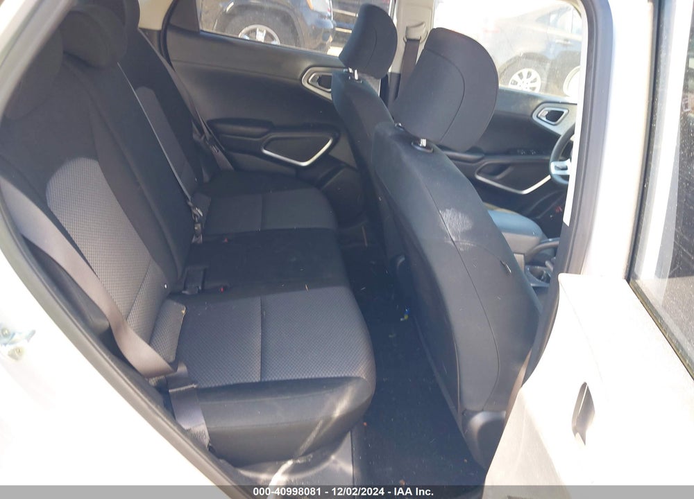 2021 KIA SOUL VIN: KNDJ23AU1M7737142
