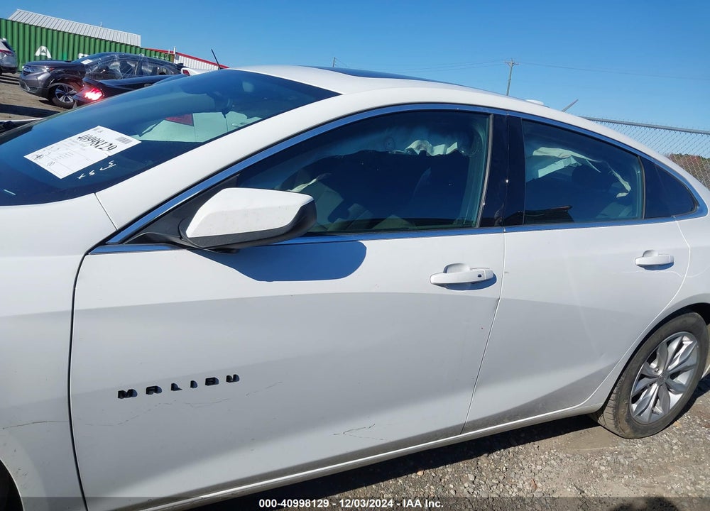2019 CHEVROLET MALIBU VIN: 1G1ZD5ST4KF222565