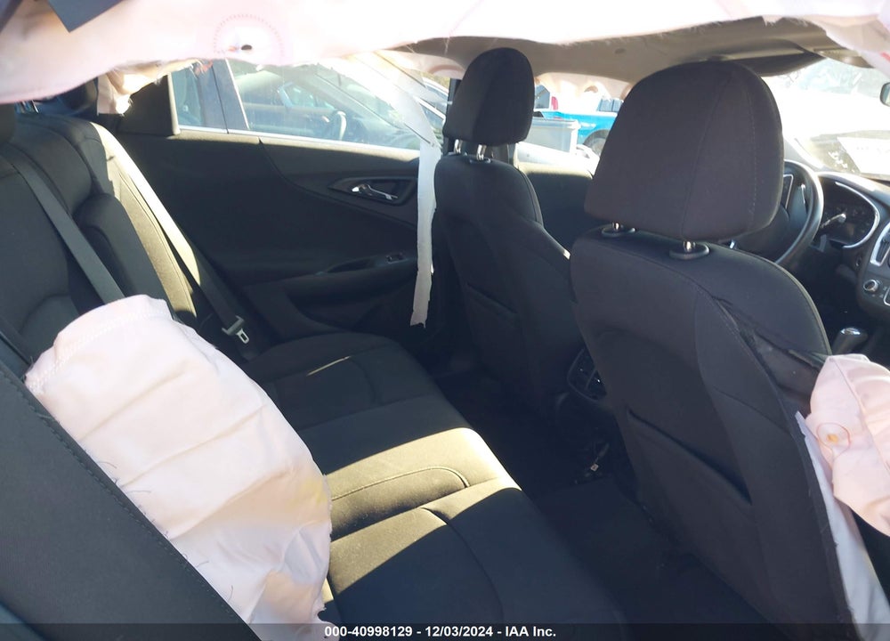 2019 CHEVROLET MALIBU VIN: 1G1ZD5ST4KF222565