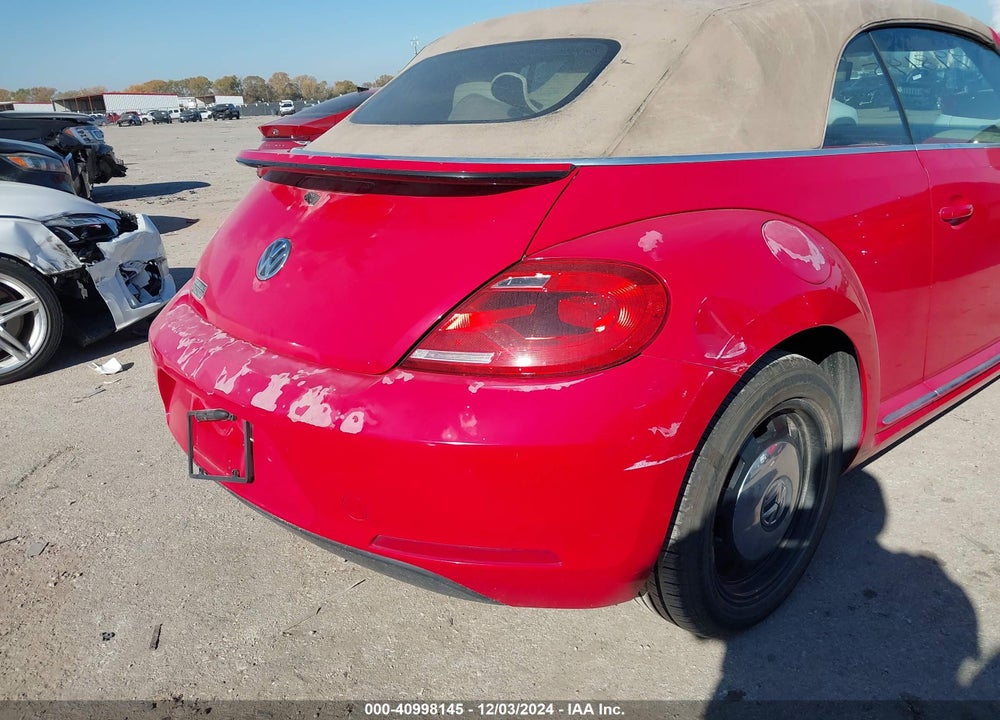 2014 VOLKSWAGEN BEETLE 2.5L VIN: 3VW5P7AT8EM805605