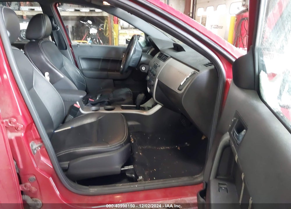 2010 FORD FOCUS SEL VIN: 1FAHP3HN9AW175660