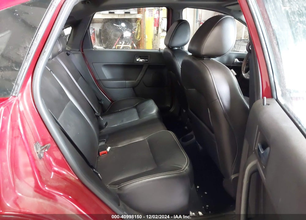 2010 FORD FOCUS SEL VIN: 1FAHP3HN9AW175660