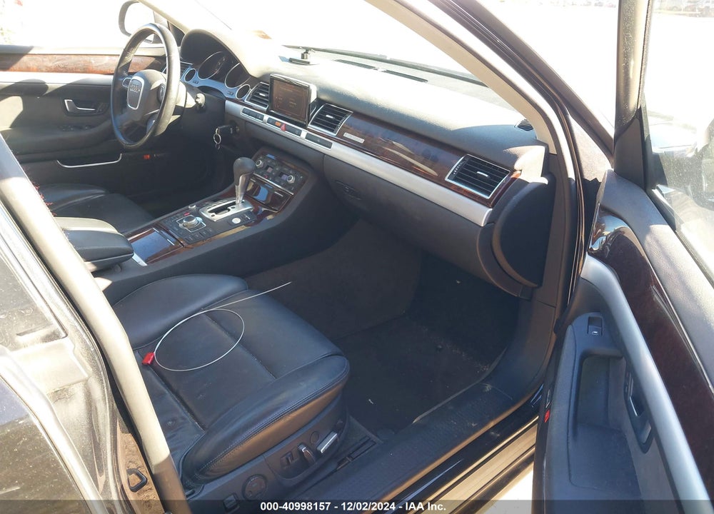 2010 AUDI A8 L 4.2 VIN: WAURVAFA2AN005992
