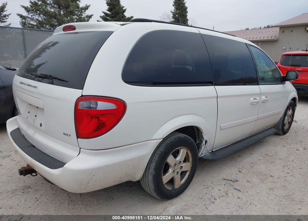 2007 DODGE GRAND CARAVAN SXT VIN: 2D4GP44LX7R188664
