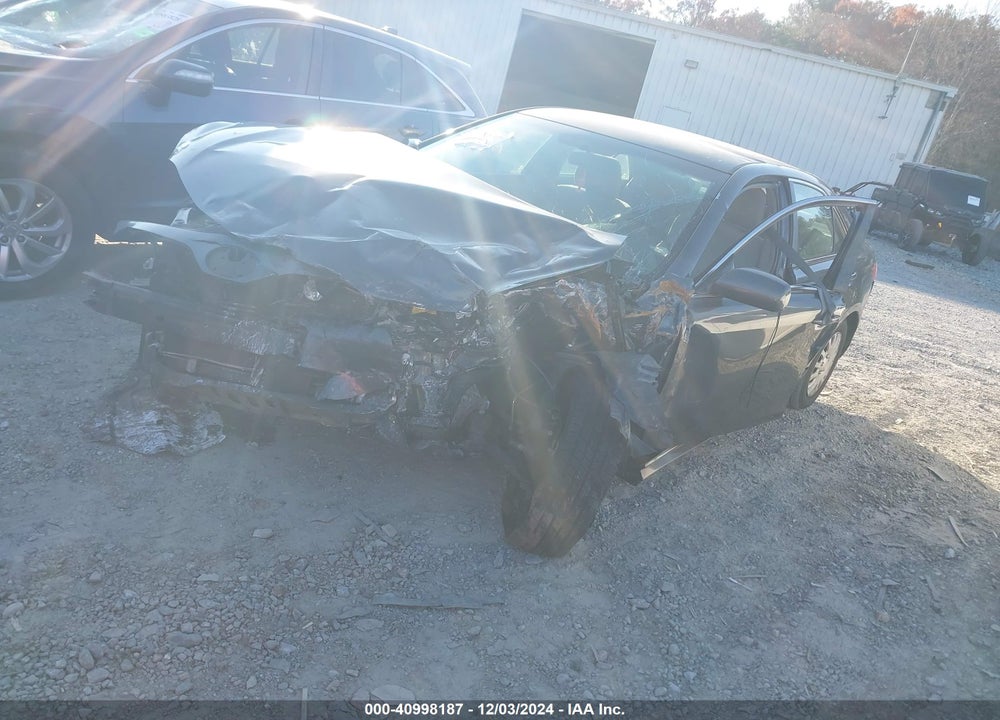 2010 TOYOTA CAMRY LE VIN: 4T1BF3EK7AU088442