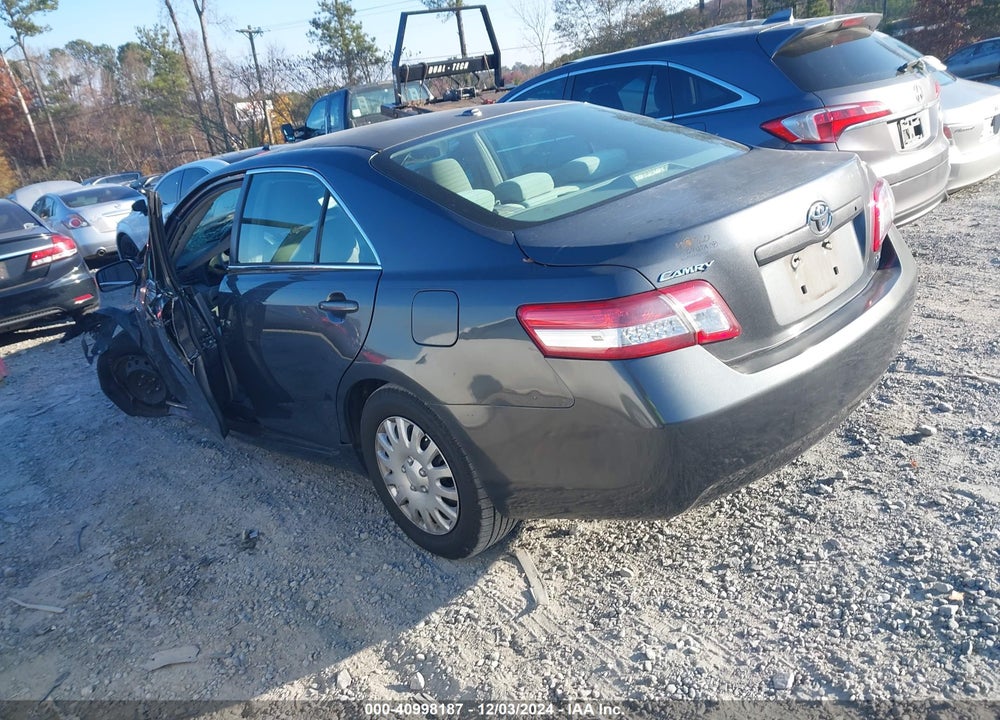 2010 TOYOTA CAMRY LE VIN: 4T1BF3EK7AU088442