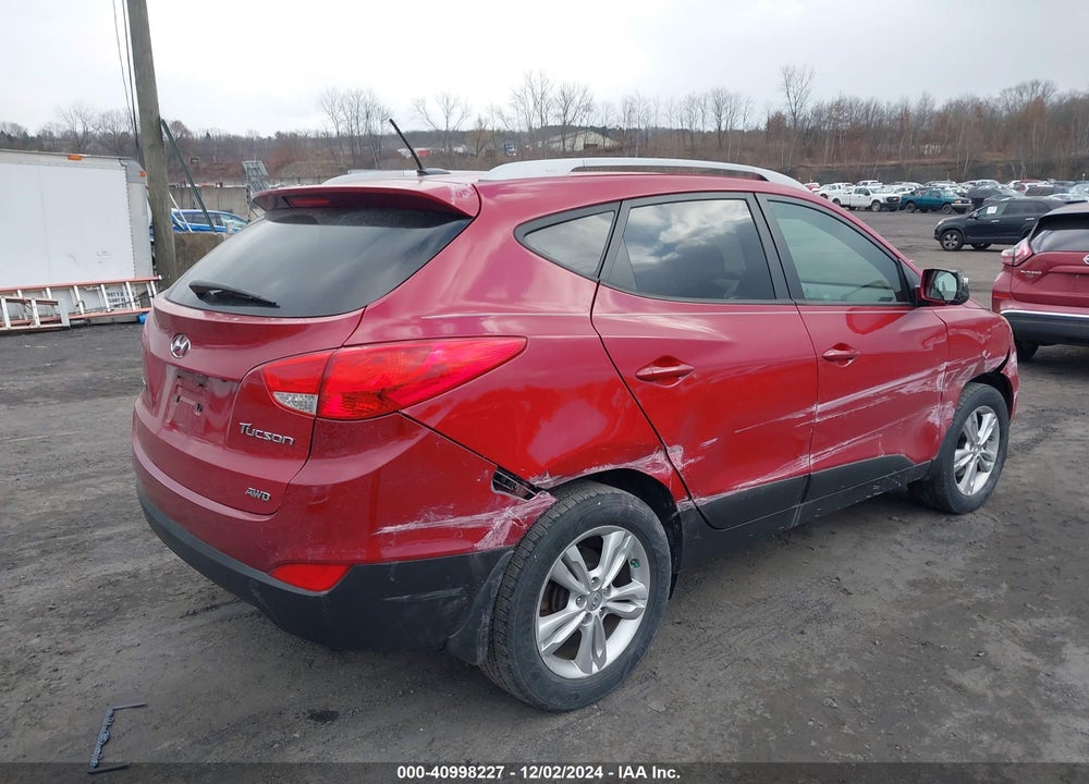 2013 HYUNDAI TUCSON GLS VIN: KM8JUCAC9DU768976