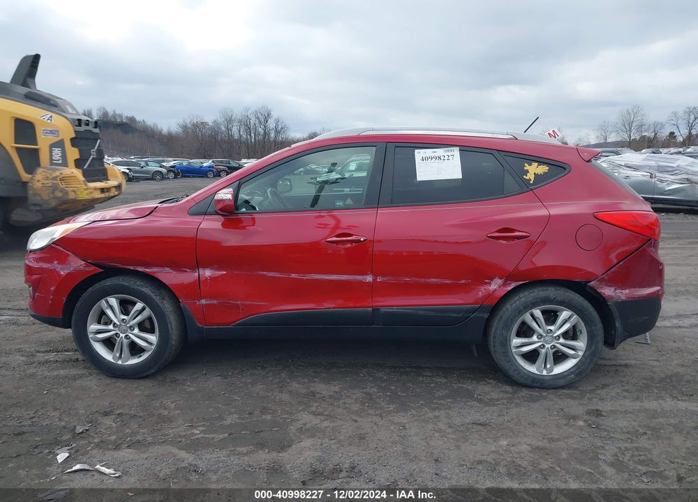 2013 HYUNDAI TUCSON GLS VIN: KM8JUCAC9DU768976