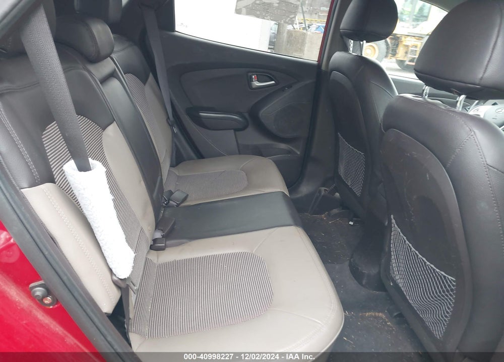 2013 HYUNDAI TUCSON GLS VIN: KM8JUCAC9DU768976