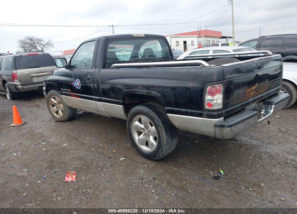 2001 DODGE RAM 1500 VIN: 1B7HC16X31S255820