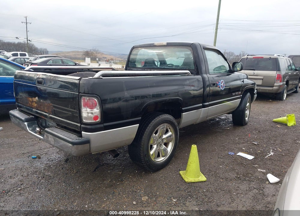 2001 DODGE RAM 1500 VIN: 1B7HC16X31S255820