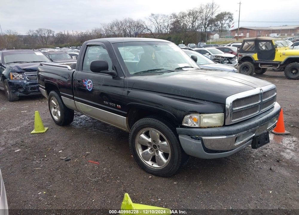 2001 DODGE RAM 1500 VIN: 1B7HC16X31S255820