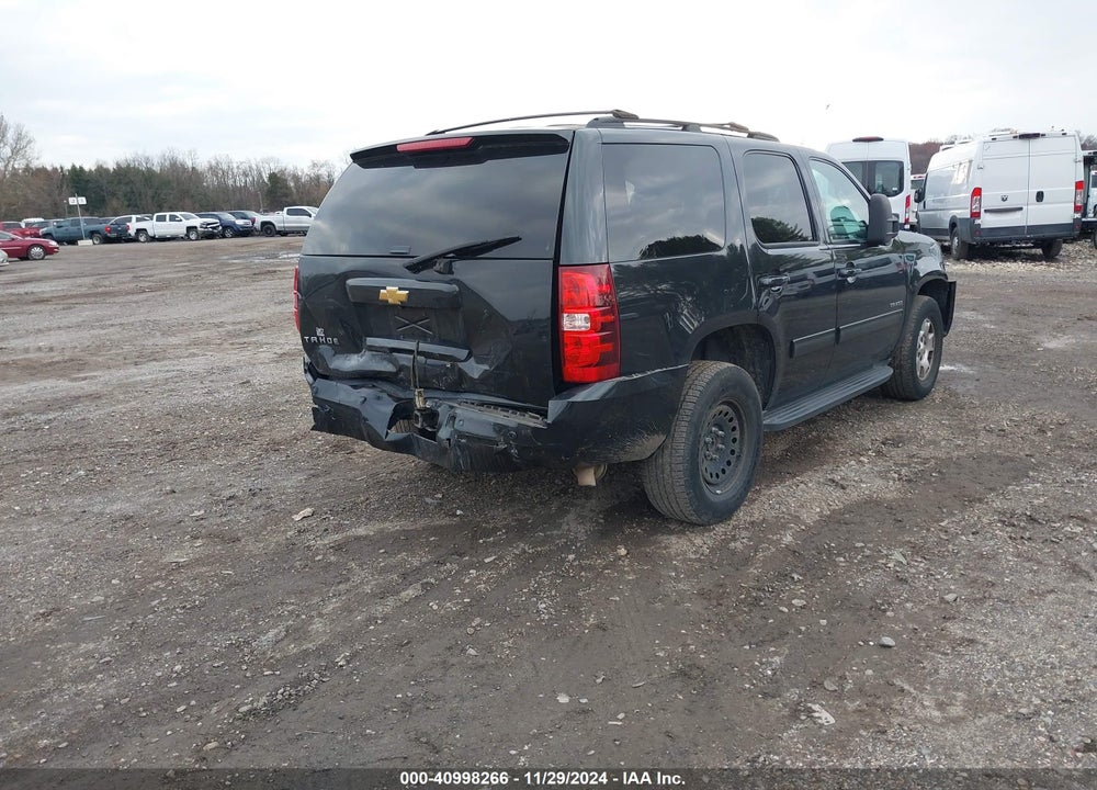 2013 CHEVROLET TAHOE LS VIN: 1GNSKAE09DR276025